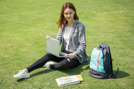 中國傳媒大學(xué)高級(jí)研修班報(bào)考條件，怎么報(bào)考？