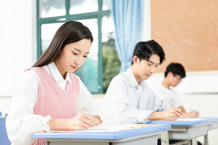 美學(xué)在職研究生報(bào)名及考試時(shí)間2025