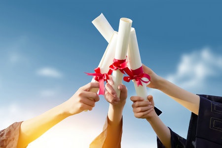 上海外國(guó)語(yǔ)大學(xué)非全日制研究生報(bào)考條件2025年