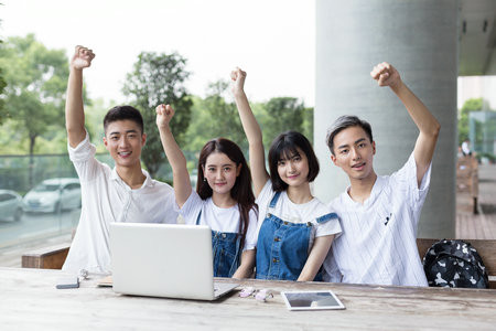 美術(shù)學(xué)在職研究生報名及考試時間2025