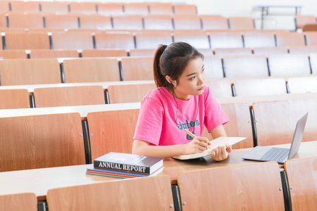 预防兽医学在职研究生学费一览表2025年！一年多少钱？