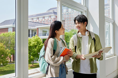 2025年中外合辦EMBA學費學制詳解！