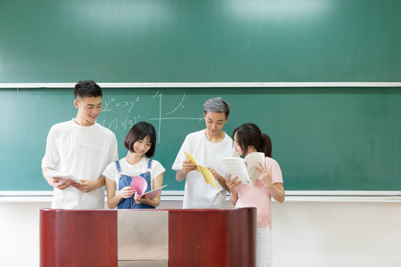 西南政法大學非全日制研究生報考條件2025年