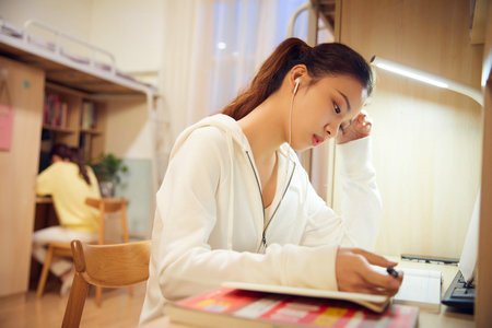 2026西南財(cái)經(jīng)大學(xué)同等學(xué)力申碩考試考什么科目？