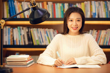 2026菲律賓永恒大學國際碩士考試考什么科目？