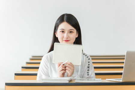 2026廣州大學金融專碩考試考什么科目？