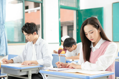 法國高等科學技術與經濟（ISTEC）商業學院國際博士報考條件及流程2026年