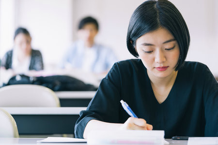 企業(yè)管理在職研究生報考條件2026年