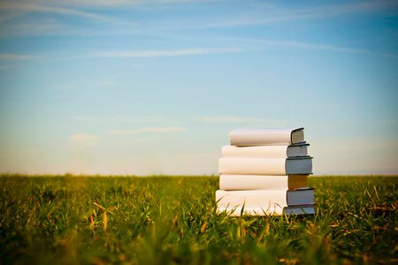 專科可以報考加拿大魁北克大學席庫提米分校中外合辦嗎？