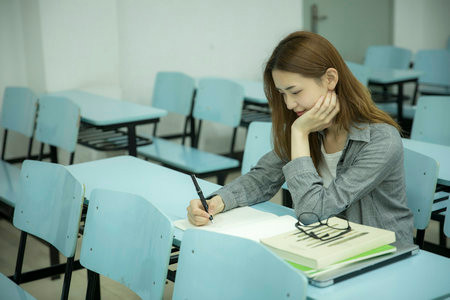 2026华东师范大学MPA考试考什么科目？