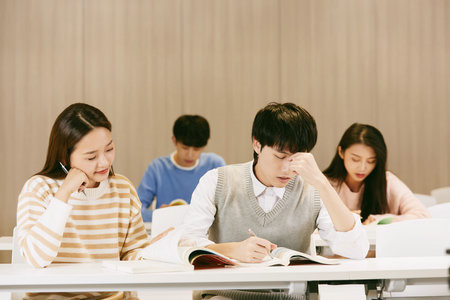 2026同濟大學MPAcc考試考什么科目？