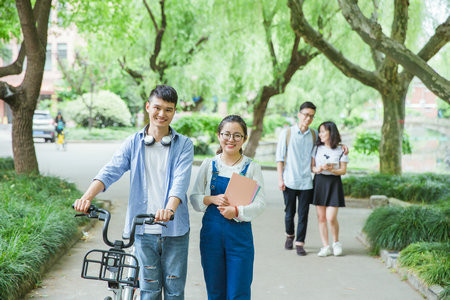 2026上海大學MPAcc考試考什么科目？