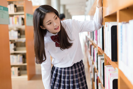 2026上海大學MBA考試考什么科目？