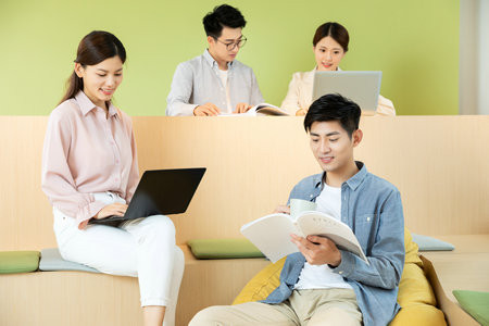 蘭州大學在職研究生在哪里報名？
