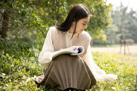 河北大學在職研究生在哪里報名？