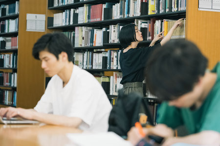 參加青海民族大學(xué)非全日制研究生復(fù)試需要滿足什么條件？