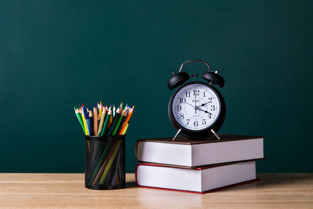 上海對(duì)外經(jīng)貿(mào)大學(xué)MPA復(fù)試時(shí)間及流程！