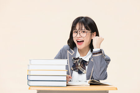 陜西工商管理碩士學院EMBA怎么能提升成績？