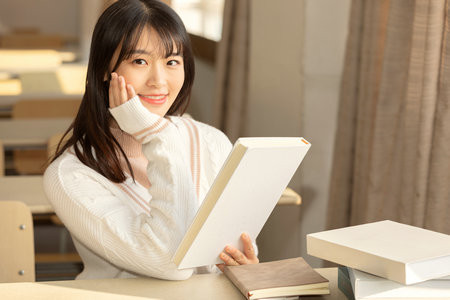 西藏大學MPA考試成績?nèi)绾尾樵儯?></a></dt>                            <dd class=