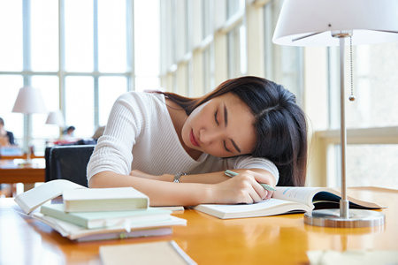 陕西工商管理硕士学院MBA怎么能提升成绩？