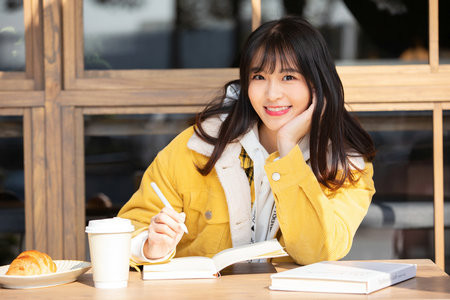 南京工業大學MPAcc幾月份出成績？