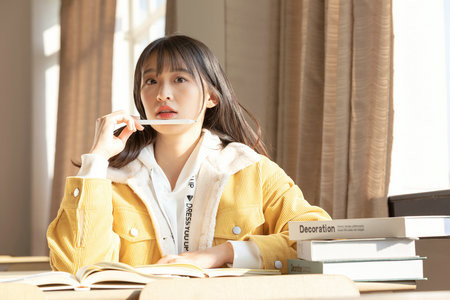 濟(jì)南大學(xué)MBA考試成績(jī)?nèi)绾尾樵?xún)？