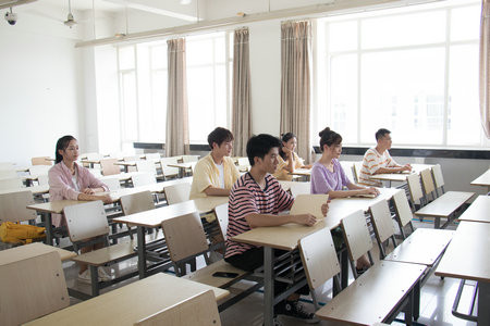 華北電力大學MPAcc分數線每年是固定的嗎？