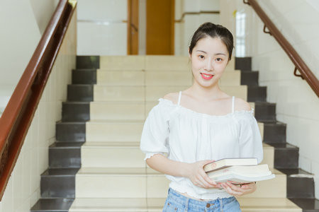 湖南大學MPA分數線每年是固定的嗎?