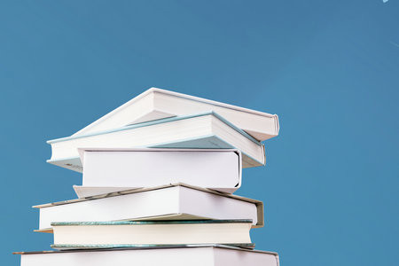 安徽農(nóng)業(yè)大學(xué)金融專碩分?jǐn)?shù)線每年是固定的嗎？