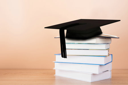 天津商業大學非全日制研究生分數線在哪里查詢，每年一樣嗎？