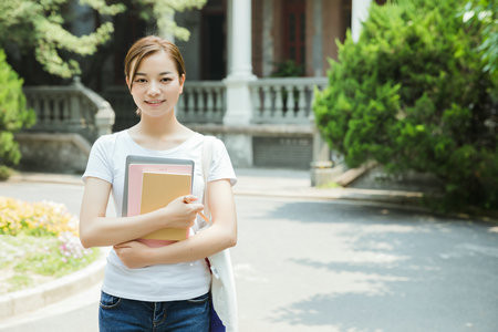 四川大學(xué)MPAcc分?jǐn)?shù)線過了就能上嗎？