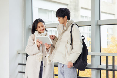 重慶大學(xué)MPA分數(shù)線過了就能上嗎？