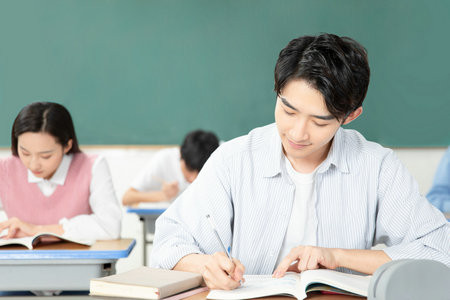 北京郵電大學MPA分數線過了就能上嗎？