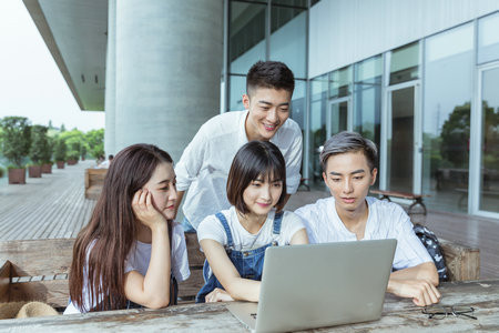 四川輕化工大學MPAcc分數(shù)線每年一樣嗎？