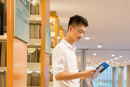 熱門推薦！語言學及應用語言學在職研究生熱門招生院校