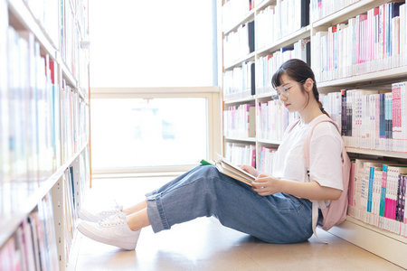 青島科技大學在職研究生法律（非法學）碩士招生對象