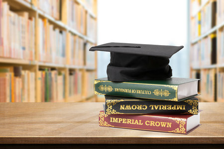 2025年法國尼斯大學(xué)招生時(shí)間