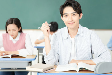 俄語筆譯非全日制研究生招生簡章2025