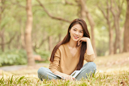 2025年云南財(cái)經(jīng)大學(xué)在職研究生招生簡(jiǎn)章