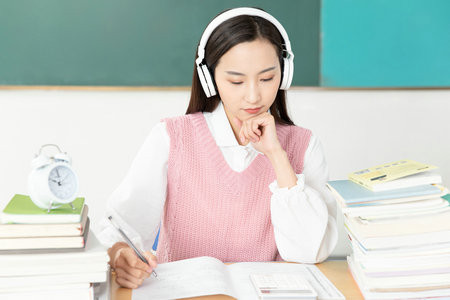 2025年北京城市學院在職研究生招生簡章