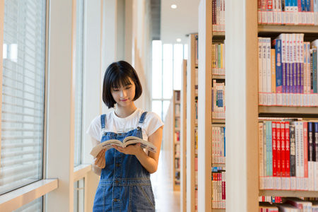 2025年中國(guó)地質(zhì)大學(xué)(北京)在職研究生招生簡(jiǎn)章