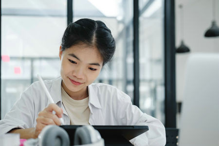 工商管理国际博士招生简章2025