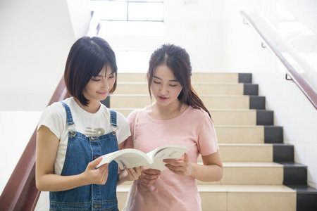 2026年哈爾濱工業(yè)大學(xué)在職研究生學(xué)制學(xué)費(fèi)一覽表