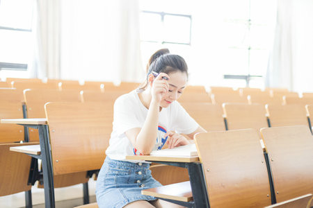 黑龍江大學(xué)在職研究生法律（非法學(xué)）碩士招生對(duì)象